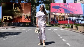 Cannes Film Festivali’nde yıldızlar geçidi! Kırmızı halıda Ebru Yaşar damgası