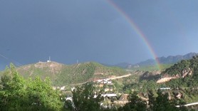 Tunceli’de sağanak yağış sonrası gökkuşağı görsel şölen sundu