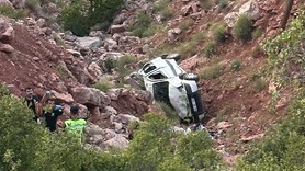 Adıyaman'da feci kaza! Araç uçuruma yuvarlandı: 1 ölü, 1 yaralı