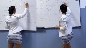 KPSS derslerine mini etek ve dekolte ile girmesi gündeme oturmuştu! Fidan hocadan sevenlerine kötü haberden sonra yeni gelişme