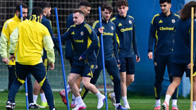 Fenerbahçe’nin FSCB maçı kadrosu açıklandı! Sakatlanan yıldız isim kadrosundan çıktı! 8 eksik var!