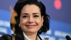 Özgü Namal'dan Türkiye sorusuna alkış toplayan yanıt! Festivale damga vurdu: Zorunluluk değil, tercih!