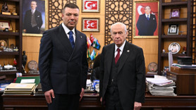 MHP'de İzzet Ulvi Yönter'in yerine gelen isim belli oldu