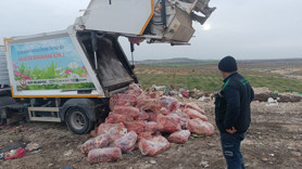 Mide bulandıran görüntü! Uygunsuz koşullarda taşınan 1,6 ton sakatat imha edildi