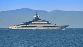 Gözler Hürmüz'de! Mega yat boğazı geçti: İki ablukayı da aştılar!