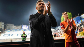 Galatasaray’da Okan Buruk’tan flaş karar! Yıldız ismine transferine kapıyı kapattı