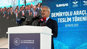 Türk mühendisliğinin gururu Afrika raylarında hizmet verecek! Türkiye’nin ilk yerli dizel lokomotifi Tanzanya yolcusu