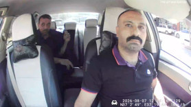 Çarşaf giyip pusu kurdu! Camiye giden husumetlisini vurdu: Yakalandığı anlar kamerada