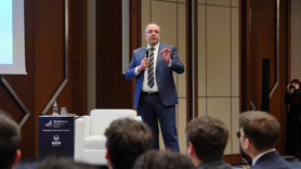 Prof. Dr. Erhan Afyoncu Bosphorus Diplomasi Forumu'nda konuştu! Cumhurbaşkanı Erdoğan'ın 2007'deki o sözünü hatırlattı:Aksi takdirde Türkler tarihe gömülecek!