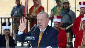 Cumhurbaşkanı Erdoğan'dan Malazgirt Zaferi'nin 955'inci yıl dönümünde Ahlat'ta önemli mesajlar: Yeni bir dönemin kapıları açılacak