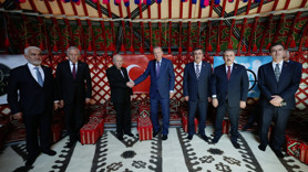 Erdoğan ve Bahçeli Ahlat'ta buluştu! Han çadırında dikkat çeken sohbet