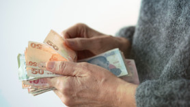 KREDİ ÇEKECEKLER DİKKAT! Faizlerde yeni dönem başladı! Mevduat ve kredi oranlarında büyük değişim