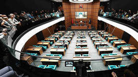 Seçim öncesi flaş gelişme: 4 meclis üyesi AK Parti'ye geçti, isimler belli oldu
