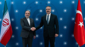 Dışişleri Bakanı Hakan Fidan, İran Dışişleri Bakanı Abbas Erakçi ile görüştü