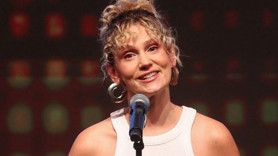 Kuaför koltuğuna oturdu, bambaşka çıktı! İşte Farah Zeynep Abdullah’ın yeni hali