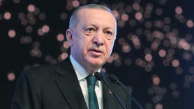 “Sorumlular hesap verecek” demişti! Fon krizinde kritik gün: Cumhurbaşkanı Erdoğan ekonomi kurmaylarını topladı