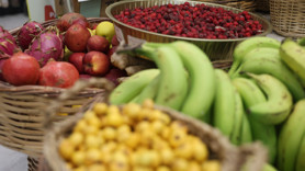 Havalar soğuyor, beslenme alışkanlıkları değişiyor! Bağışıklık için vitamin, mineral ve su tüketimine dikkat