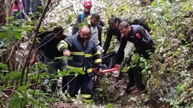 Artvin’de otomobil uçuruma yuvarlandı: 1 ölü