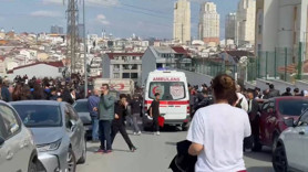Esenyurt'ta bir lisede kavga! 2 öğrenci bıçakla yaralandı