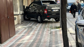 Sultagazi'de park faciası: Yardım için inen sevgilisini ezdi: 72 yaşındaki adam hayatını kaybetti
