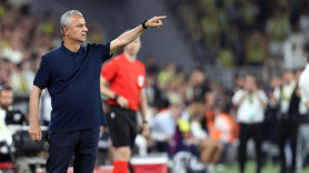 Fenerbahçe’de İsmail Kartal’dan Aston Villa maçı için bomba karar! Resmen açıkladı