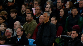 İsmail Kartal, Aston Villa yenilgisinin nedenini açıkladı! Camiadan ve taraftarlardan özür diledi! “Bu kabul edilebilir değil”