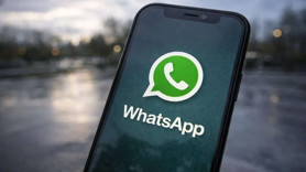 WhatsApp kullanan yüz binlerce kişiyi ilgilendiriyor! Sahte uygulama tuzağına düşmüş olabilirsiniz!