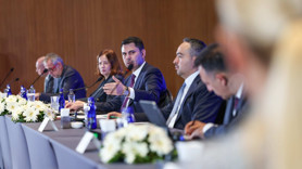 Murat Kurum İstanbul'da medya temsilcileriyle buluştu! Bakandan dünyaya COP31 mesajı: "Artık taahhüt konuşmayalım"