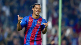 Ronaldinho’dan yıllar sonra derbi sürprizi! Sahalara geri dönüyor