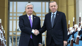 Cumhurbaşkanı Erdoğan, Kazakistan Cumhurbaşkanı Cömert Tokayev'i karşıladı