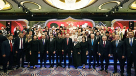 Emine Erdoğan’dan liderler ve eşleriyle Cumhuriyet Bayramı paylaşımı