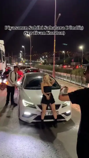 Trafiği durdurup aracın önünde dans etti! Skandal şov sonrası yeni paylaşım: Bedel ödendi - Resim : 1