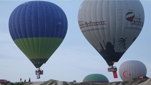 Son Dakika: Kapadokya'da balon turlarına yağmur engeli