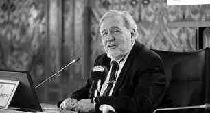 Ünlü tarihçi İlber Ortaylı'nın son paylaşımındaki bir cümlesi yürekleri yaktı! Milyonlar vefatına ağlıyor - Resim: 10