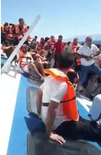 Girne açıklarında yolcu gemisi battı! 267 kişi için arama kurtarma çalışması başladı! - Resim : 1