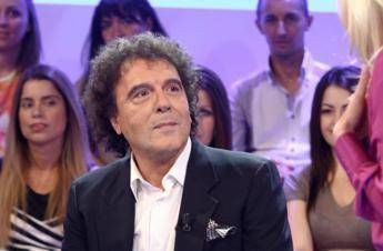 Ünlü şarkıcıdan acı haber! 82 yaşında hayatını kaybetti - Resim: 2