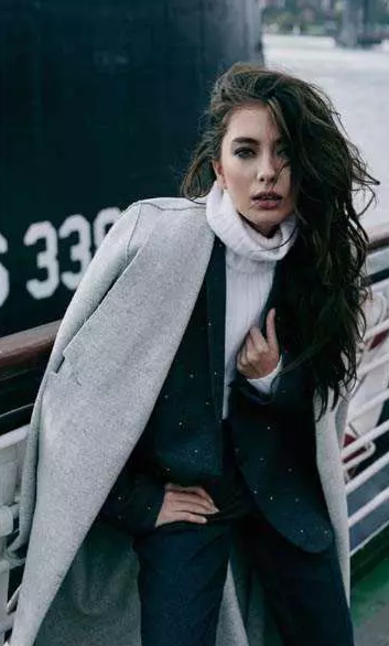 Neslihan Atagül abisi İlkay Atagül ile poz verdi! Benzerlik şoke etti.. - Resim: 2