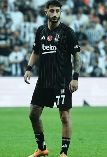 Sezon başında gelmişti! Beşiktaş’ın genç oyuncusu ayrılmaya hazırlanıyor - Resim : 1