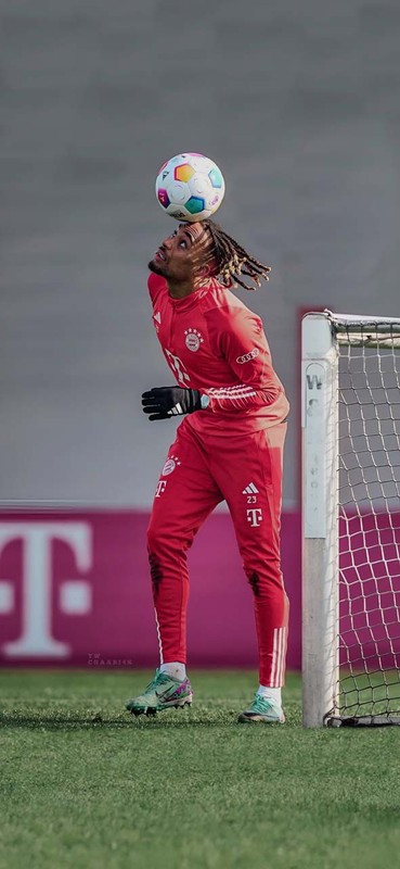 Galatasaray’a transferiyle 30 milyon euro kazandırmıştı! Bayern Münih’ten Sacha Boey için şok karar! - Resim: 1