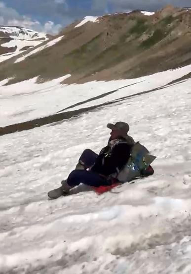 Tunceli'de temmuz ayında doğada şaşırtan kar manzarası - Resim : 1