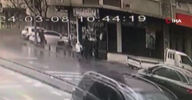 Sevgilisinin eski eşine yakalanınca balkondan çocuğun üzerine atlayan adam serbest! Küçük kızın babası ise isyan etti: "Adalet istiyorum" - Resim : 1