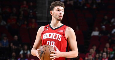 NBA’de Alperen Şengün fırtınası! Double double yaptı Rockets, 76ers'ı uzatmada yıktı! - Resim : 1