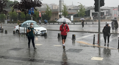 AKOM'dan İstanbul için kuvvetli yağış uyarısı - Resim : 1