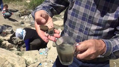Çakıl taşını eriten su! Böbrek taşı olanlar oraya koştu - Resim : 2