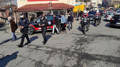 İstanbul'un göbeğinde şok denetim!.. Giriş çıkışlar tutuldu! - Resim : 1