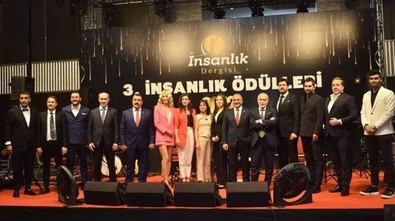 İnsanlık Dergisi'nin düzenlediği 3. İnsanlık Ödülleri sahiplerini buldu - Resim : 2