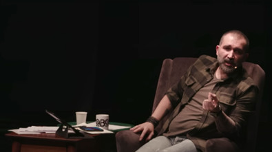 Oğuzhan Uğur'un programına konuk olan Barış Atay kimdir? - Resim : 1