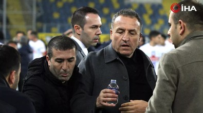Hakem Halil Umut Meler'e yumruklu saldırı sonrası tutuklanmıştı! MKE Ankaragücü Başkanı Faruk Koca tahliye edildi - Resim : 1