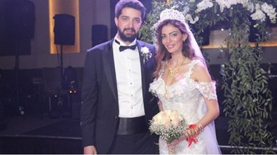 Ebru Gündeş'in yeni eşinin eski eşinden bomba sözler! 12 yaş küçük sevgilisiyle evlenmişti - Resim : 2