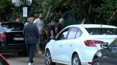 Cem Yılmaz'dan Özkan Uğur'un ailesine taziye ziyareti - Resim : 1